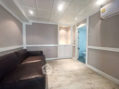  3 Bedrooms Condo at Royal Castle Sukhumvit-5