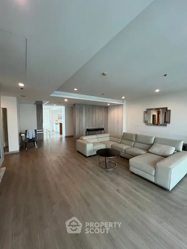 image_rental-26058774