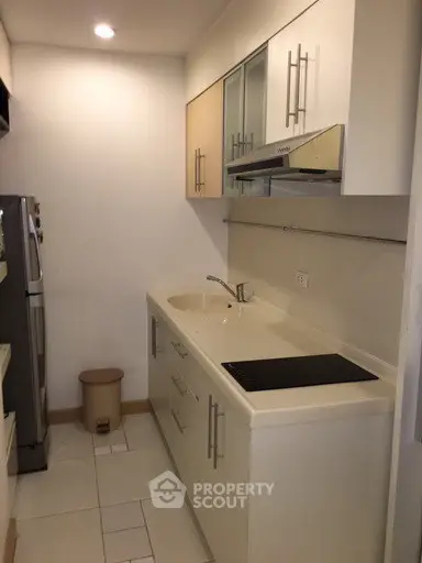  1 Bedroom Condo at Supalai River Place Charoen Nakorn-2