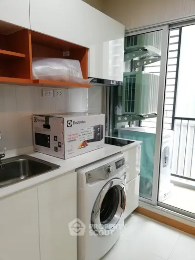  1 Bedroom Condo at The President Sathorn Ratchapruek 3-5