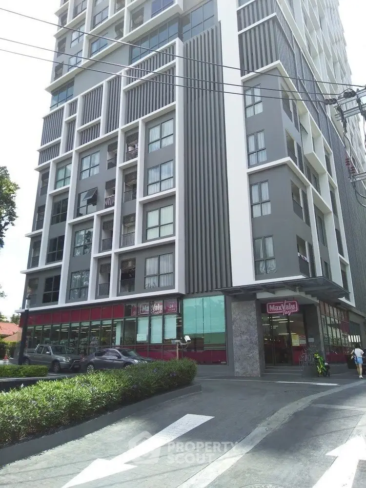  1 Bedroom Condo at Ideo Mobi Phayathai-1