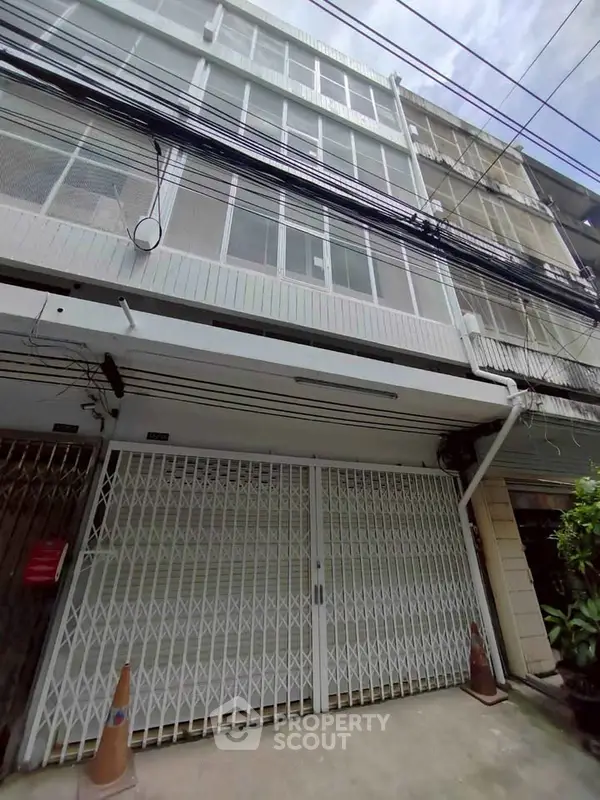 image_rental-27592518