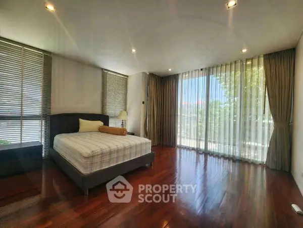 image_rental-31066800