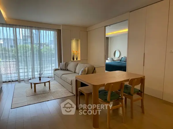 image_rental-27084711