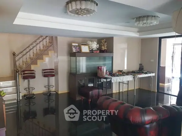 image_rental-15544284