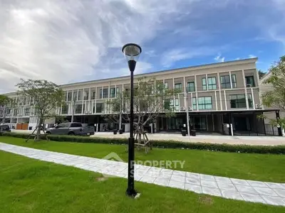 image_rental-28901916