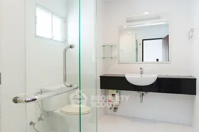 Fully Furnished 1 Bedroom Apartment at Alberry Place P Qreen-4