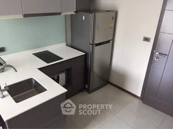 image_rental-7074333