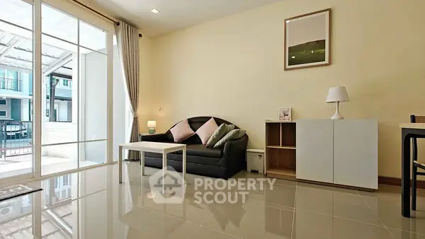 image_rental-27688713