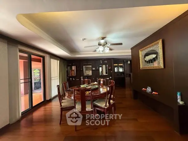 image_rental-30020733