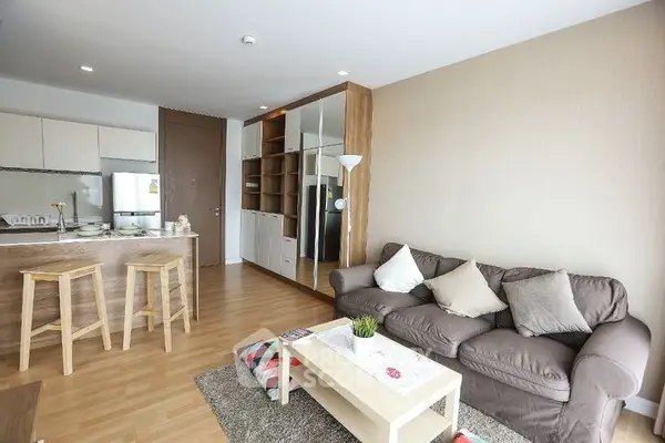 image_rental-12838066