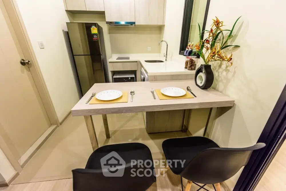  1 Bedroom Condo at Life Asoke ไลฟ์ อโศก-1