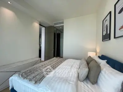 Luxurious modern bedroom with elegant decor and cozy ambiance