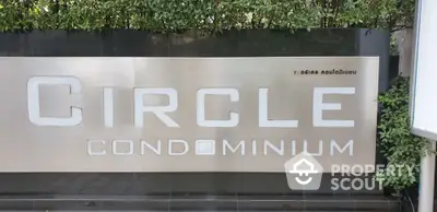  2 Bedrooms Condo at Circle Condominium-2