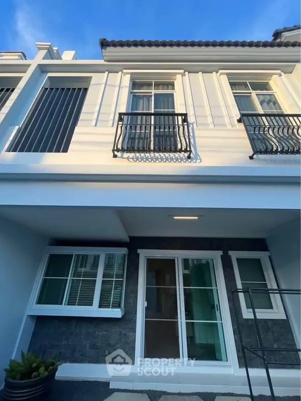 image_rental-25860585