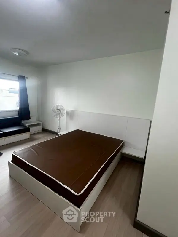 image_rental-27580149