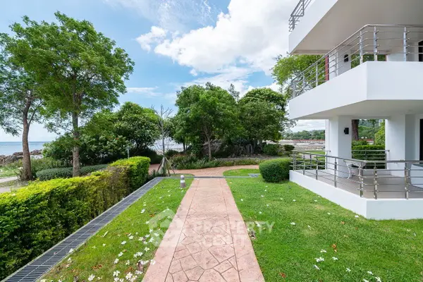 image_rental-10812836