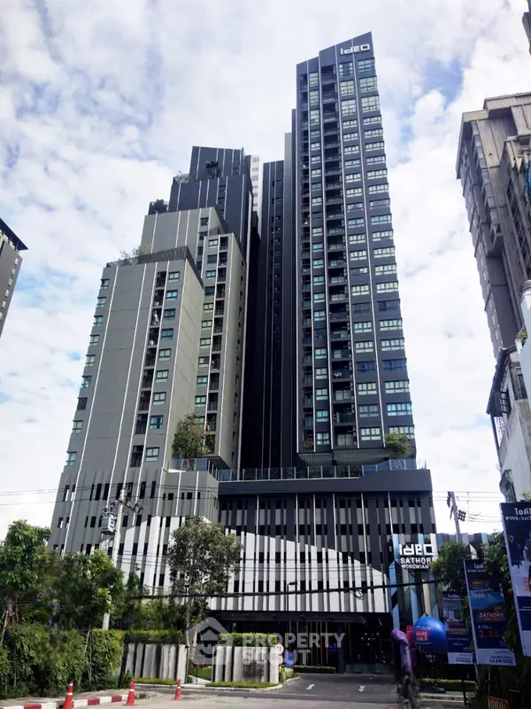 image_rental-26409360