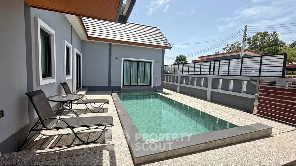 Modern house with private pool and spacious patio, perfect for relaxation and outdoor entertainment.