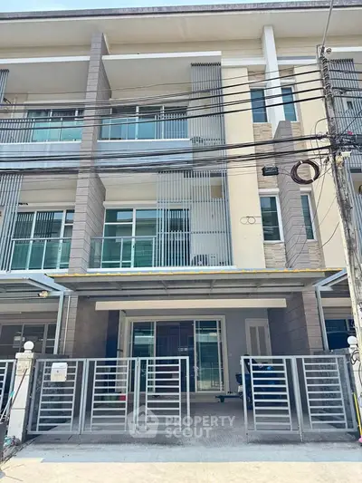 image_rental-31586312