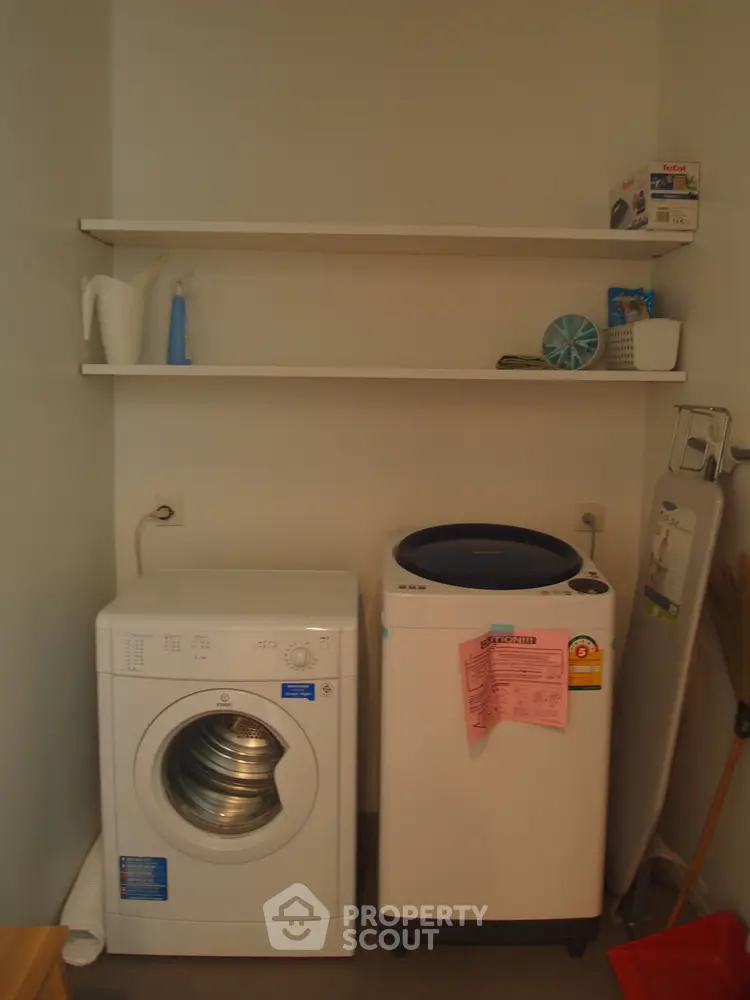  2 Bedrooms Condo -1