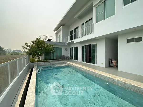 image_rental-31901172