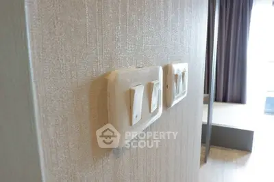  1 Bedroom Condo at Ideo Mobi Sukhumvit-2
