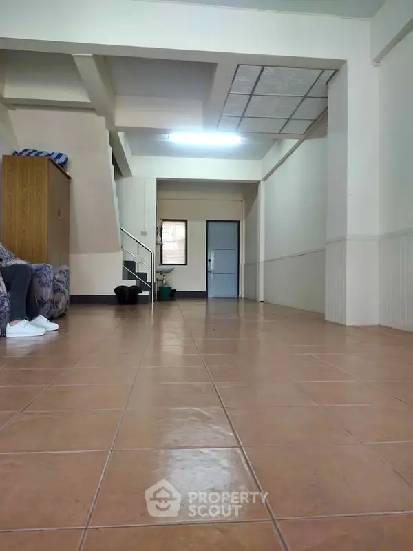 image_rental-27846222