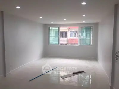 image_rental-28178651