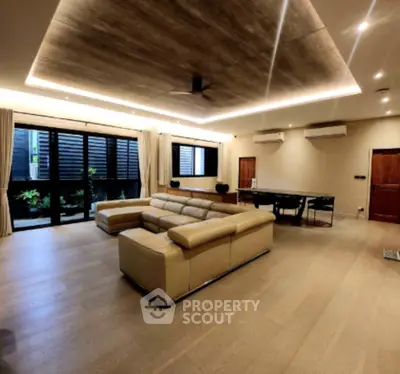 Screenshot 2568-12-24 at 22.04.54.jpg