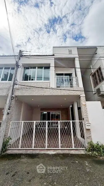 image_rental-28303937