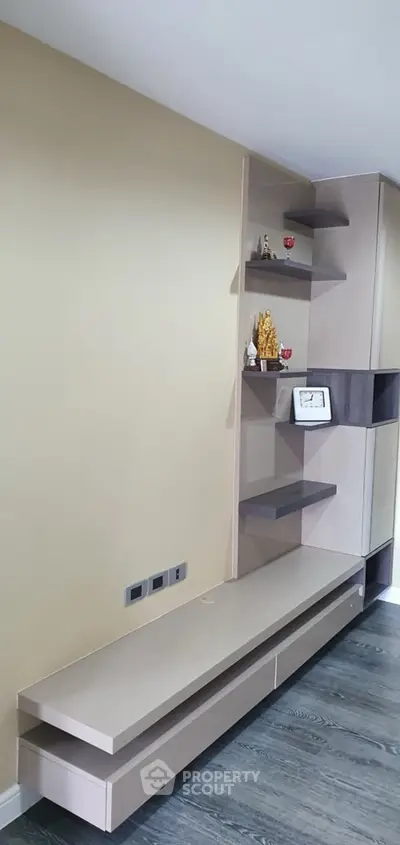 image_rental-28135720