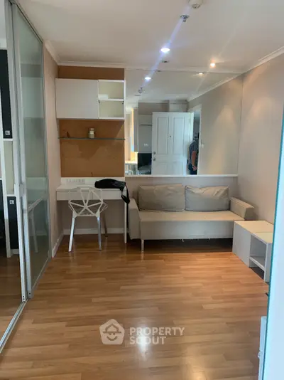 Fully Furnished 1 Bedroom Condo at Lumpini Place Rama 4 Kluaynamthai-2