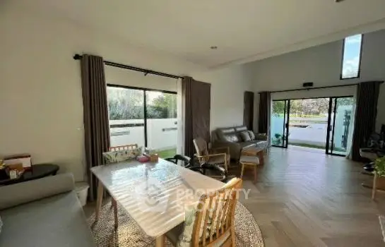 image_rental-11588233