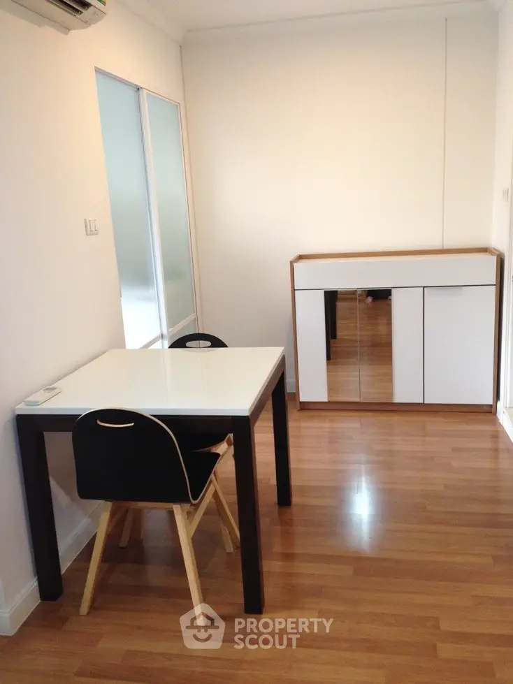  1 Bedroom Condo at Condo Lumpini Place Rama 9 Ratchada-2