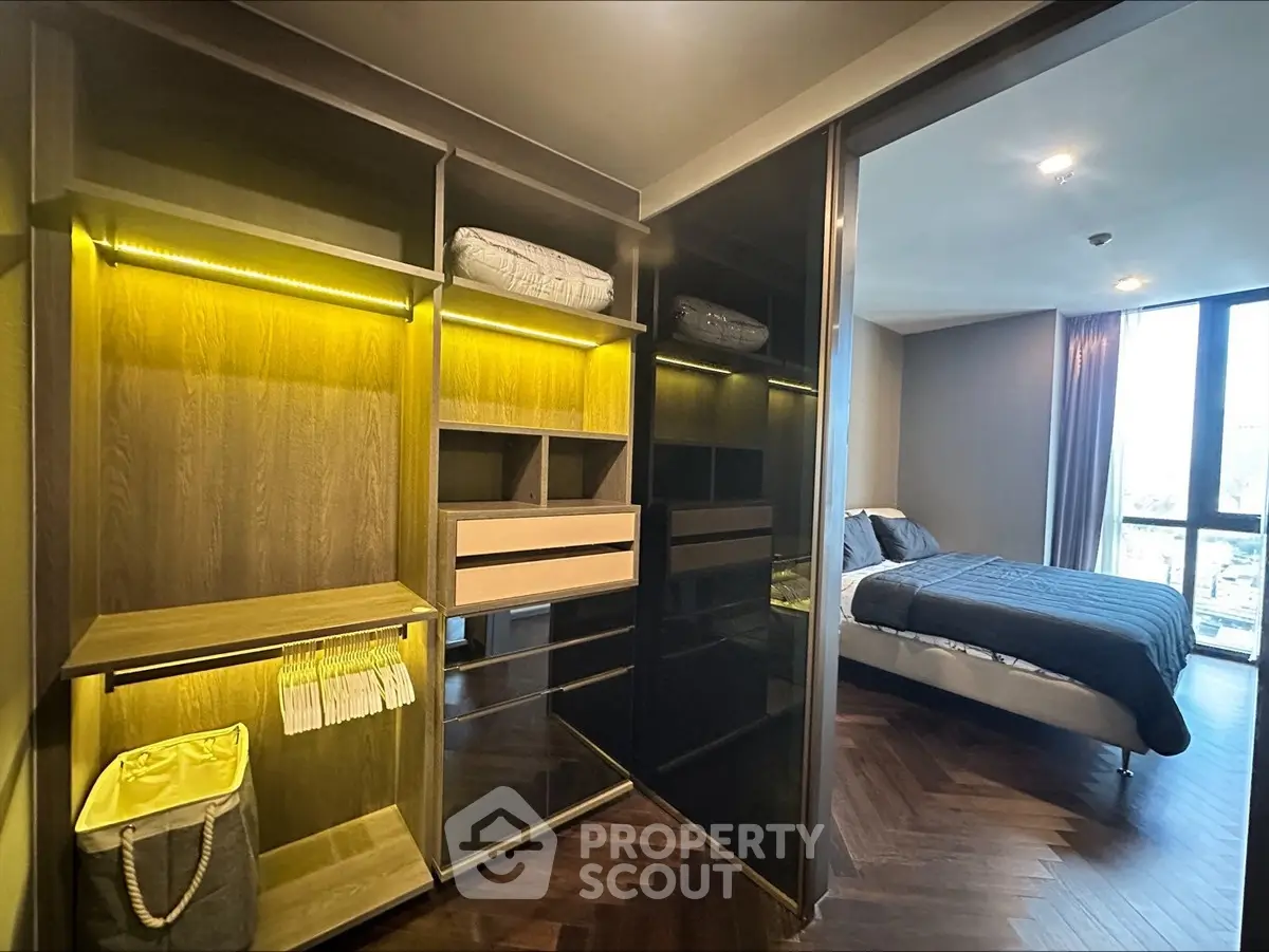 Luxurious bedroom with walk-in closet and modern design