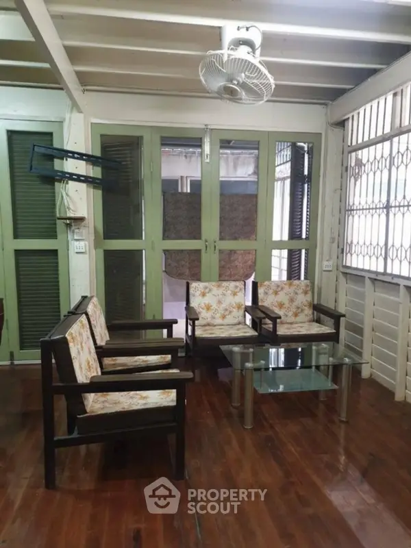 image_rental-14693702