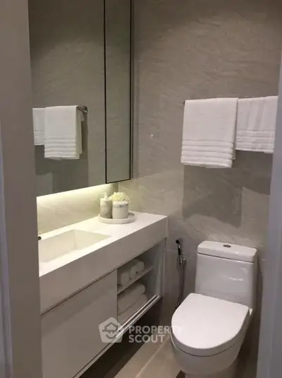 Modern bathroom with sleek design and elegant fixtures