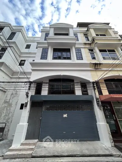 image_rental-28169772