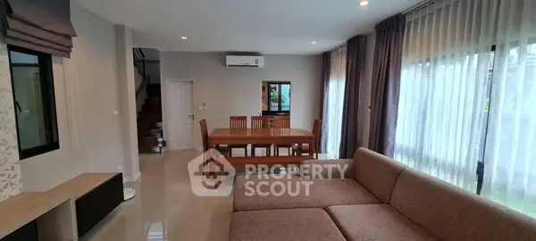 image_rental-5315360