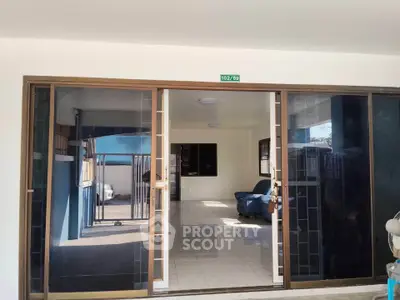 image_rental-30411214