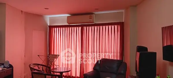 image_rental-27212395