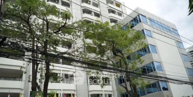 aree-place-sukhumvit-26-condo-3-770x386.jpg