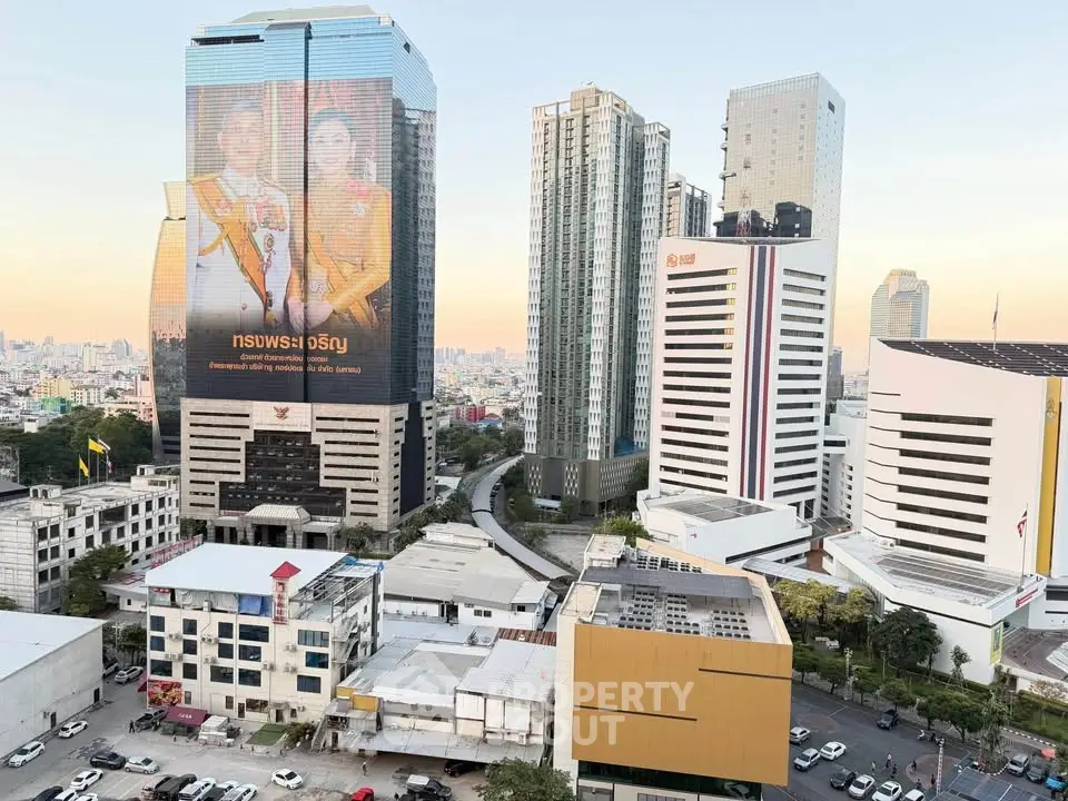 Stunning cityscape view with modern high-rise buildings and vibrant skyline.