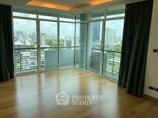 image_rental-5285696