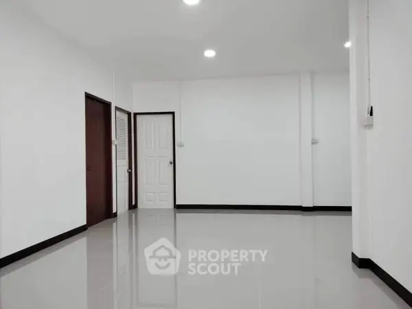 image_rental-28418069