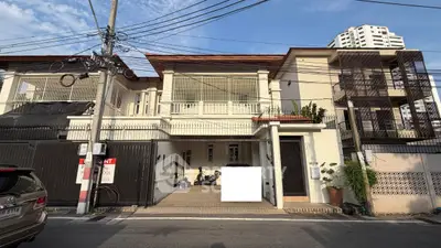 image_rental-31890753