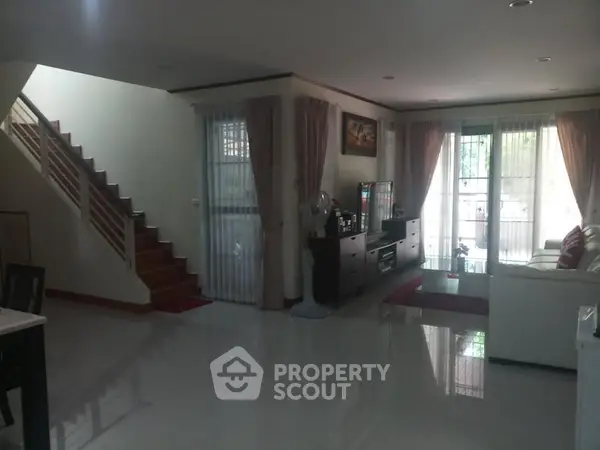 image_rental-11870602