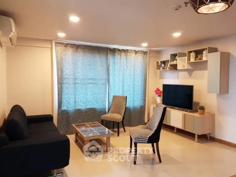  2 Bedrooms Condo at Ratchada Orchid-1