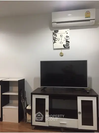  1 Bedroom Condo at Regent Home 22 Sukhumvit 85-3